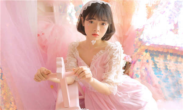 寻乌供卵试管代怀生子多少钱？这一直是很多不孕不育家庭关注的话题。在中国，不孕不育的发生率越来越高，根据《中国不孕不育现状调研报告》显示，育龄夫妇的不孕不育率从20年前的3%增长至现在的12.5%-18.2%，患者人数高达6000万以上。在这样的背景下，许多家庭通过供卵试管来实现自己的生育梦想。那么，供卵试管代怀生子的费用到底是多少呢？
